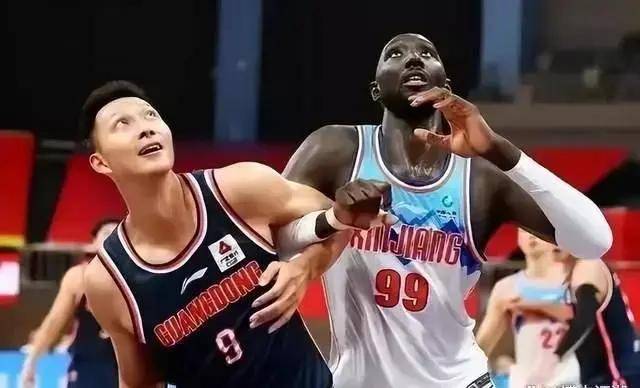 新晋篮球巨星赢得千万薪金合同
