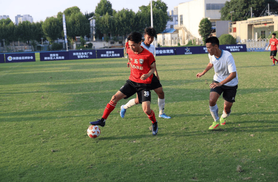 胜负悬殊！不伦瑞克主场遭遇大败局面