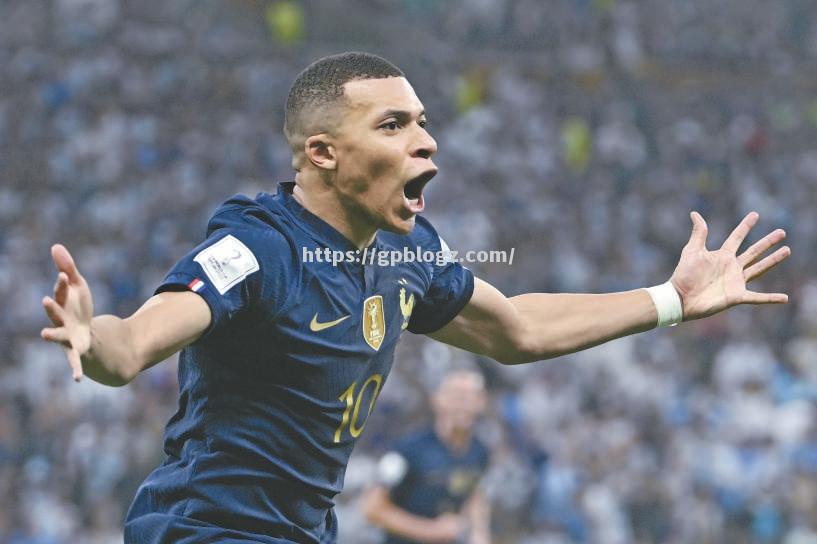 姆巴佩在法国获得亚马尔奖项并暂时不考虑离队 姆巴佩在法国获得亚马尔奖项并暂时不考虑离队