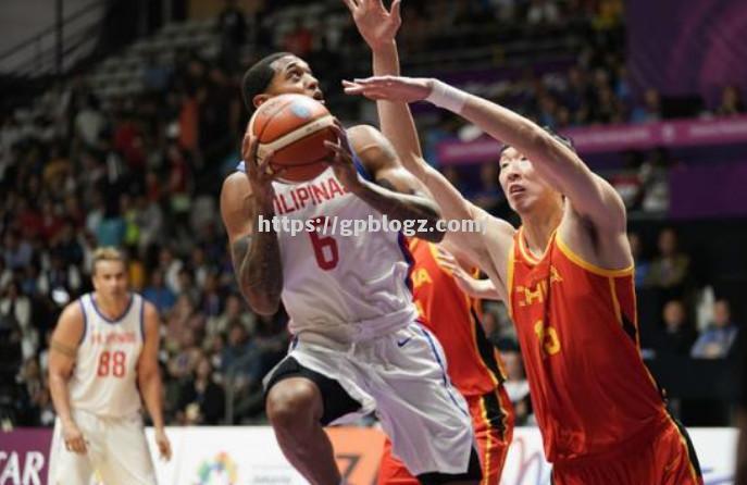 马刺战胜中国男篮,带走热身赛胜利 马刺战胜中国男篮,带走热身赛胜利