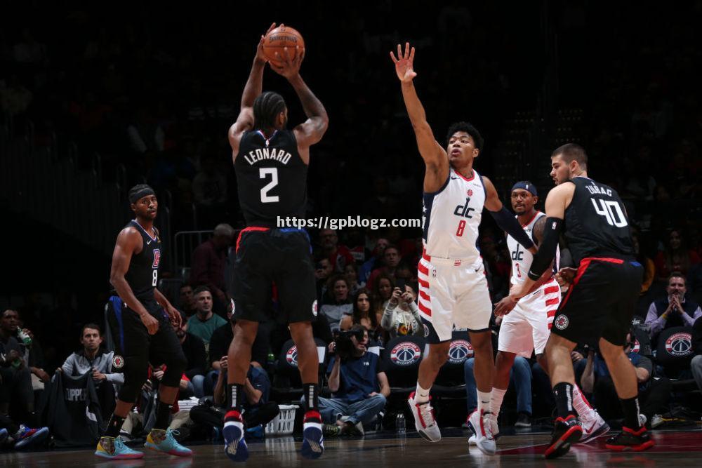 热火客场击败太阳,继续保持领先 热火客场击败太阳,继续保持领先