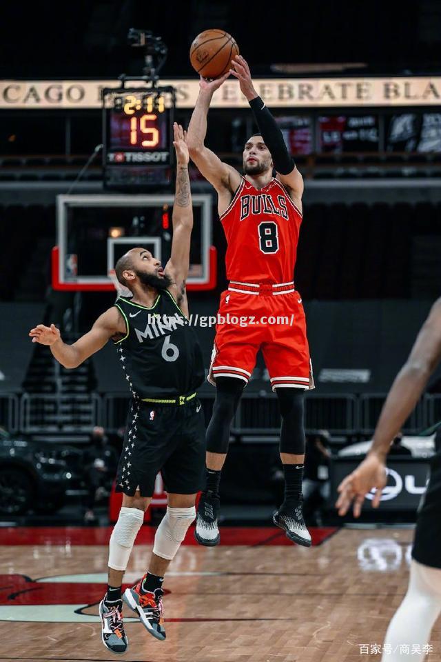 活塞输给热火，唐斯表现出色
