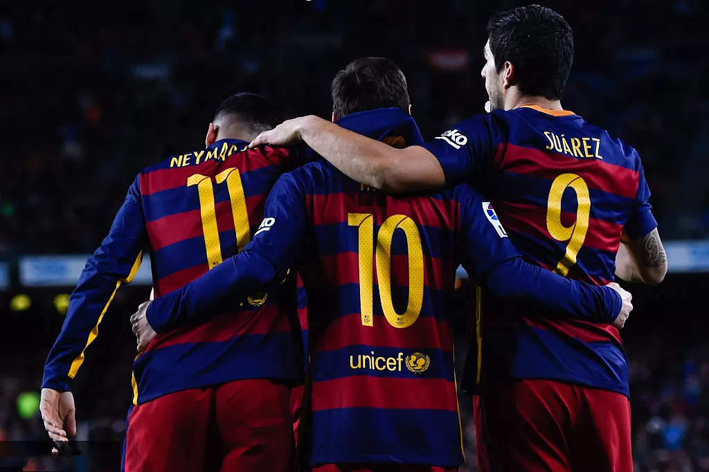 巴塞罗那大比利物浦，两度落后遭逆转