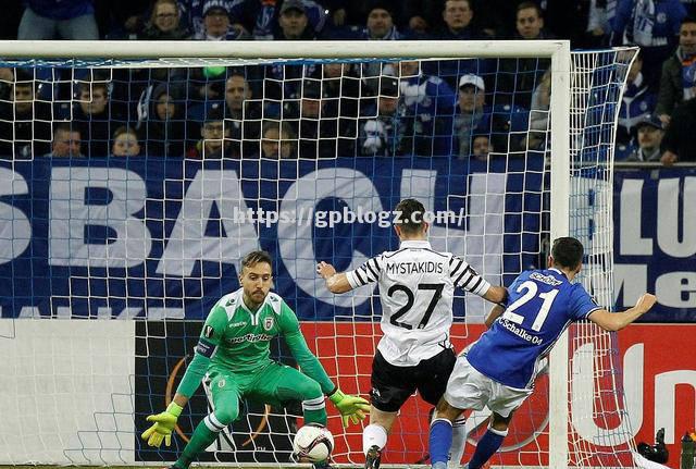 RB莱比锡主场击败沙尔克04,稳固前四位置 RB莱比锡主场击败沙尔克04,稳固前四位置