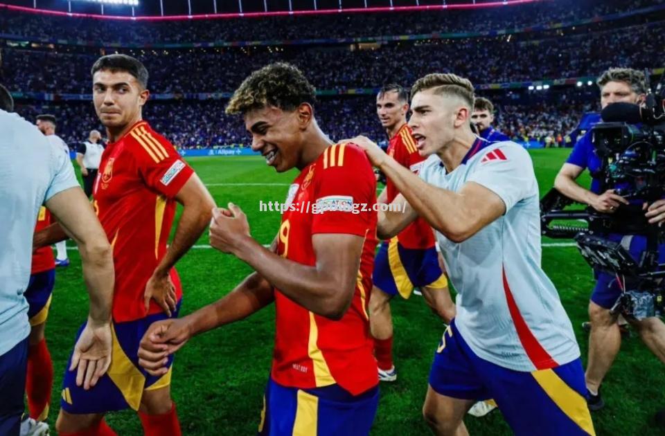 德国豪门球队取胜,晋级半决赛决战 德国豪门球队取胜,晋级半决赛决战