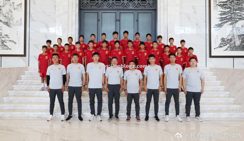 中国足球队的训练营日程安排，一览无遗！