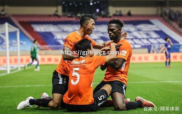 广州富力主场战平江苏苏宁，积分排名略有下滑