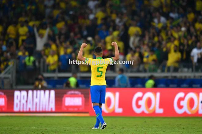 乌拉圭逼平法国，欧锦赛淘汰赛形势紧迫