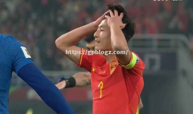 坚守防线守护攻势，东亚球队护住领先优势