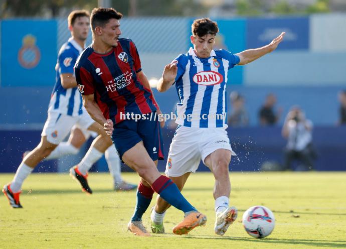 韦斯卡力克西班牙，欧国联赛事成绩超预期