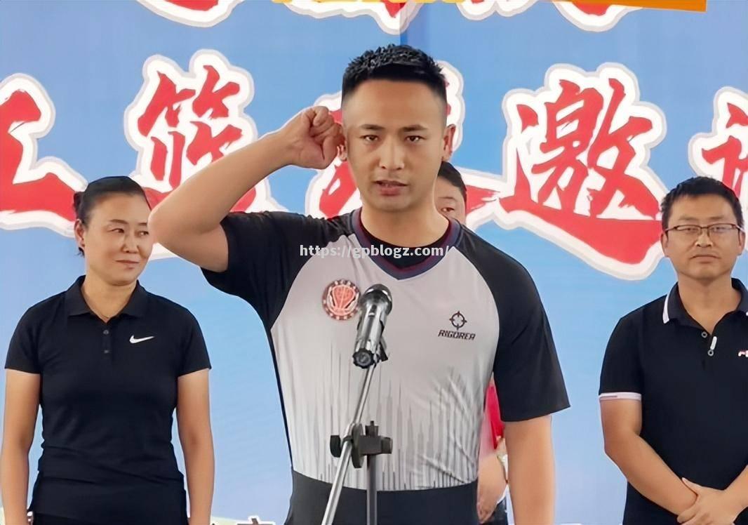 四川男篮奋勇拼搏,赢得宝贵胜利 四川男篮奋勇拼搏,赢得宝贵胜利