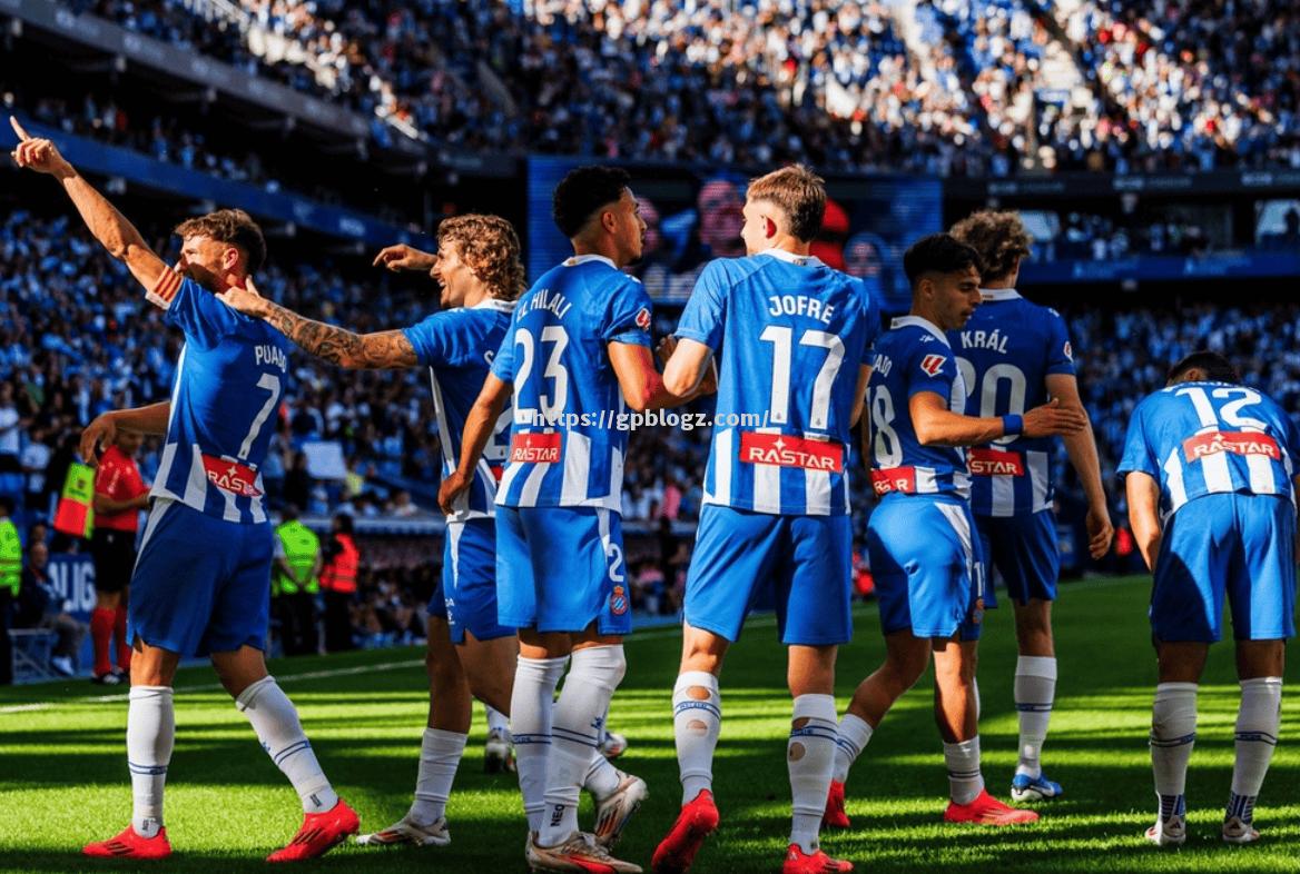 皇家社会客场逆转比利亚雷亚尔，积分榜升至前列