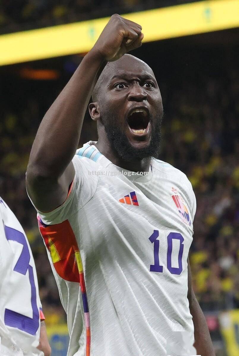 欧预赛:法国与俄罗斯爆发激烈对攻 欧预赛:法国与俄罗斯爆发激烈对攻