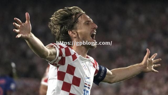 欧预赛：克罗地亚对阵波兰燃烧战斗