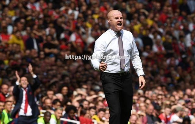 后卫破门如麻！阿什利-科尔孜孜不倦，卫冕英超射手榜榜首