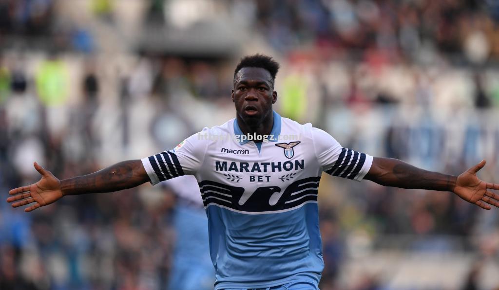 拉齐奥客场力克都灵，轻松赢得胜利