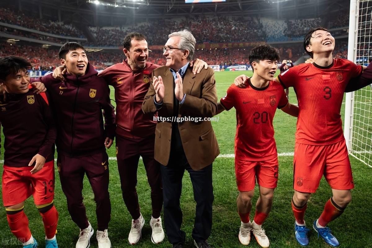 国家队团结一致,斗志昂扬笑傲群雄 国家队团结一致,斗志昂扬笑傲群雄