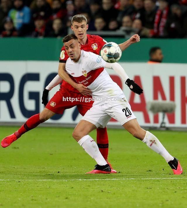 斯图加特对手再度大胜，形势堪忧